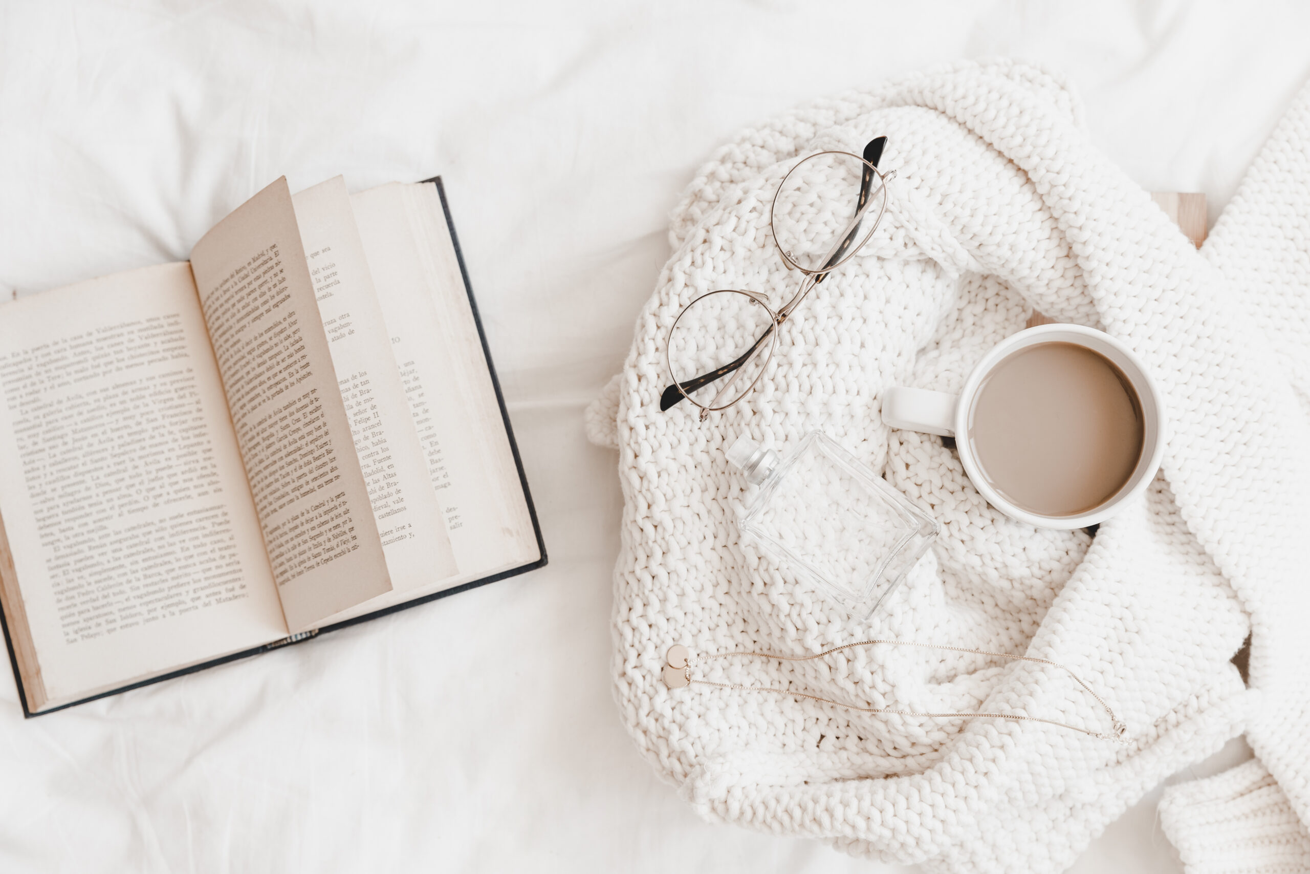 books to stop overthinking laying on the bed